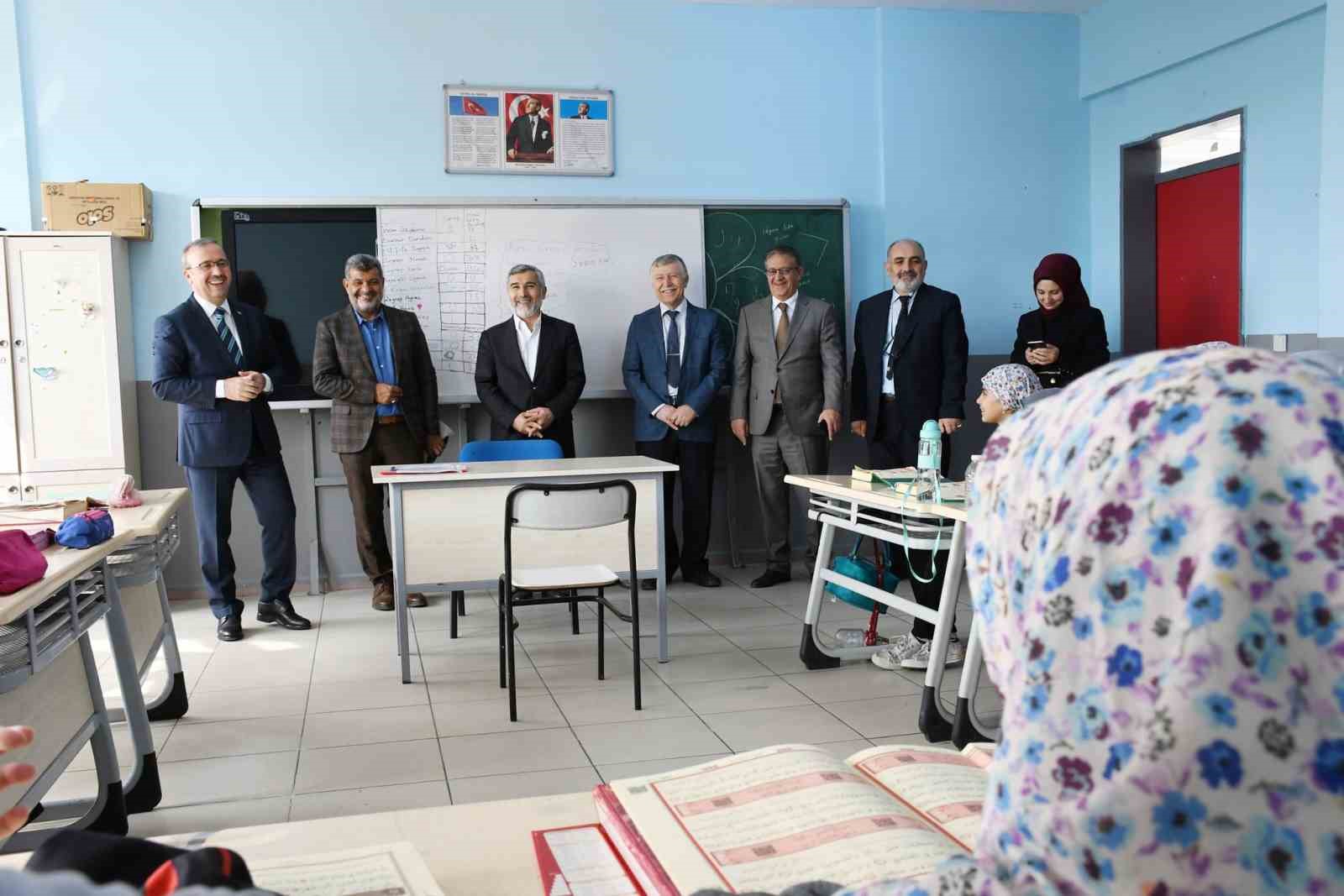 Eskişehir Kız Anadolu İmam Hatip Lisesi’ne anlamlı ziyaret