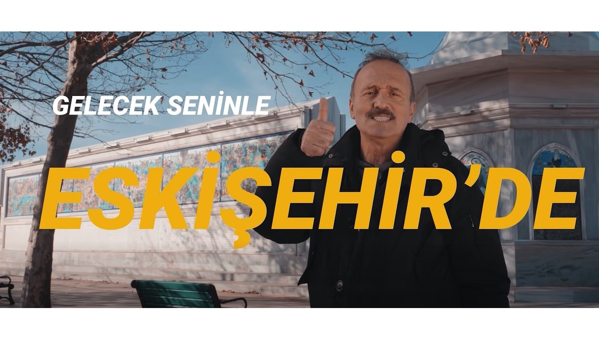 “AK Parti Seninle Eskişehir'de” şarkısını İl Başkanı Gürhan Albayrak paylaştı