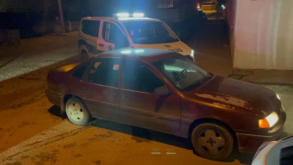Eskişehir’de polisten kaçan ehliyetsiz alkollü sürücüye 43 bin 890 TL para cezası