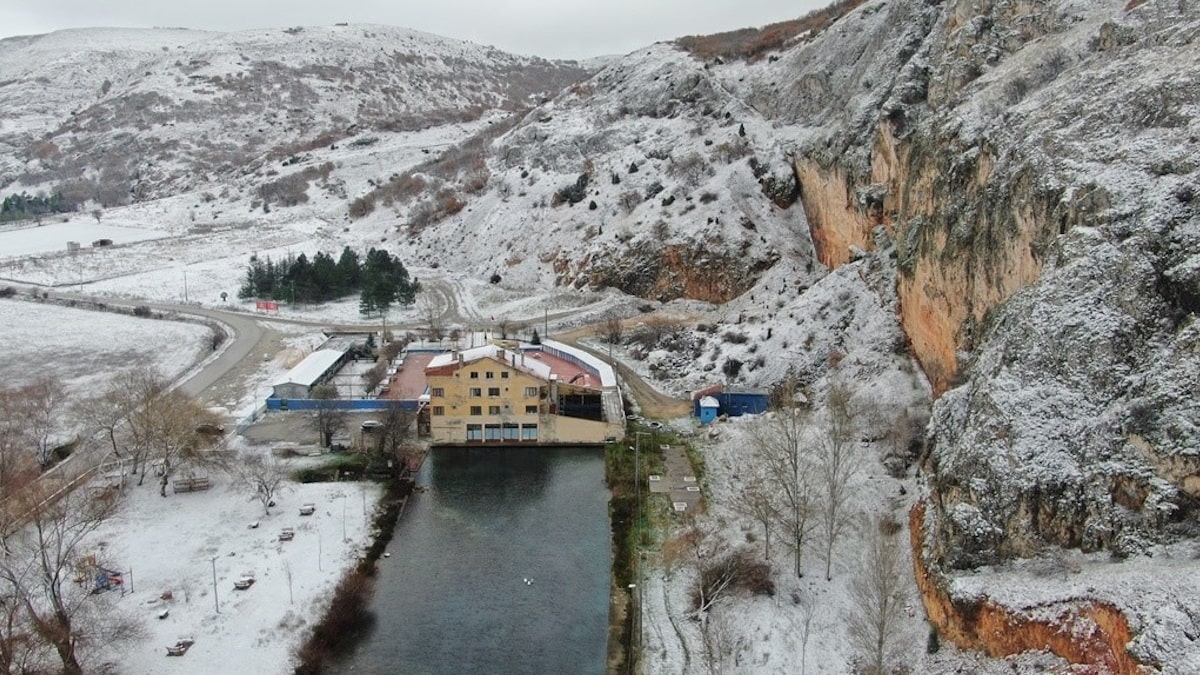 Eskişehir’e yılın ilk karı yağdı