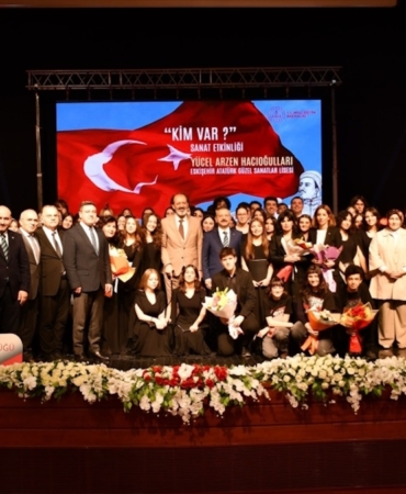 Türkiye Yüzyılı Maarif Modeli: Eskişehir’de Kim Var? sanat etkinliği yapıldı