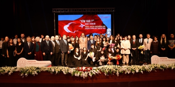 Türkiye Yüzyılı Maarif Modeli: Eskişehir’de Kim Var? sanat etkinliği yapıldı