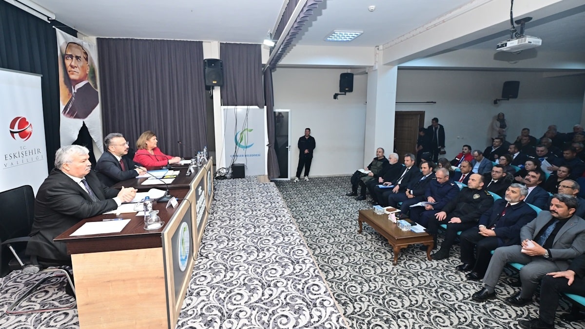 Vali Aksoy Sakaryabaşı'nda yürütülen çalışmaları inceledi