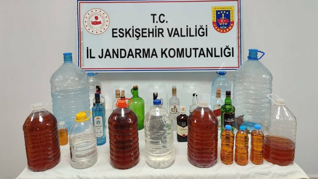 Odunpazarı’nda sahte içki operasyonu