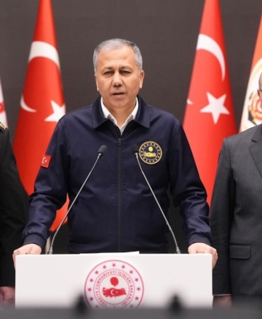 Yalova’da DEAŞ operasyonu: 3 polisimiz şehit oldu, 8 polis ve 1 bekçimiz yaralı