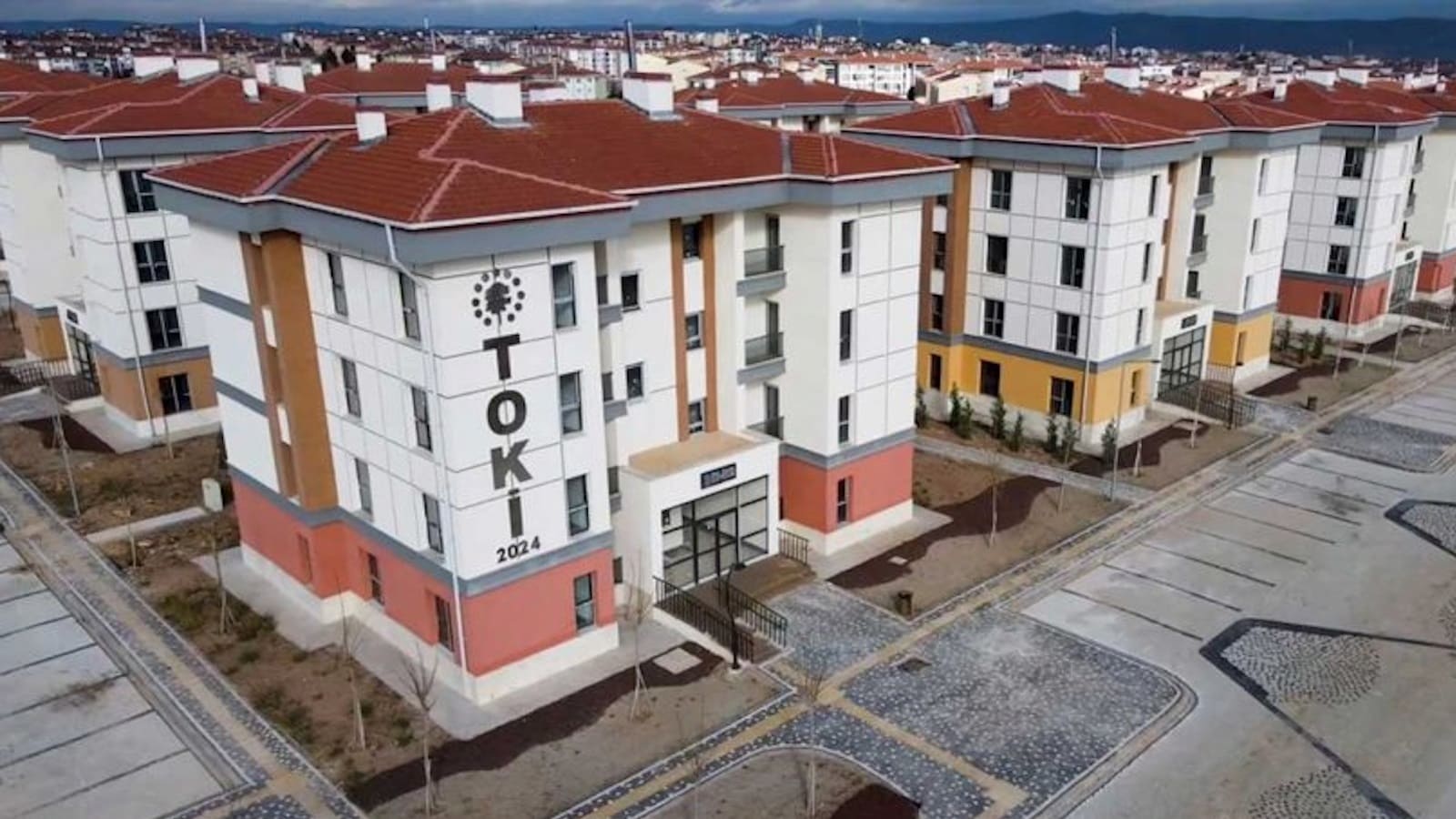 Milletvekili Hatipoğlu CHP’li yerel yöneticilerin ipliğini pazara çıkardı