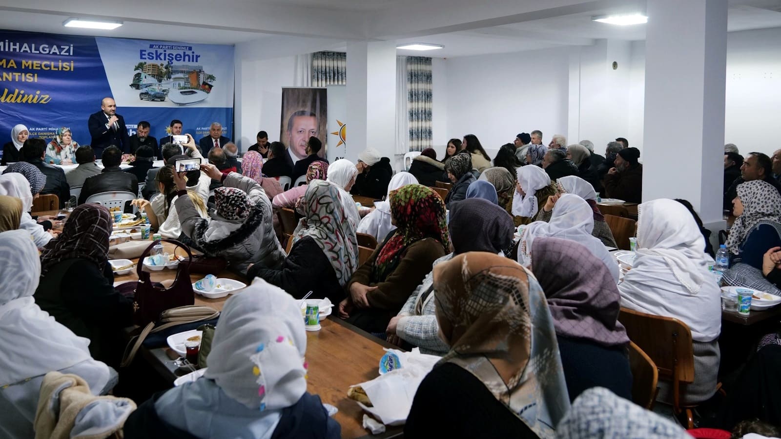 AK Parti Mihalgazi İlçe Danışma Meclisi Toplantısı düzenlendi