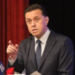 Milletvekili Nebi Hatipoğlu: “Bol keseden söz veren yerel yöneticilerin tek bir somut eseri var mı?”