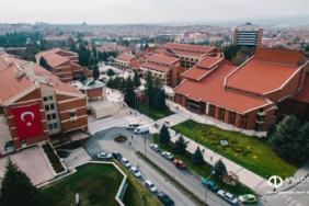 Anadolu Üniversitesi Avrupa’da en iyi ilk 500, Batı Asya’da en iyi ilk 30’da