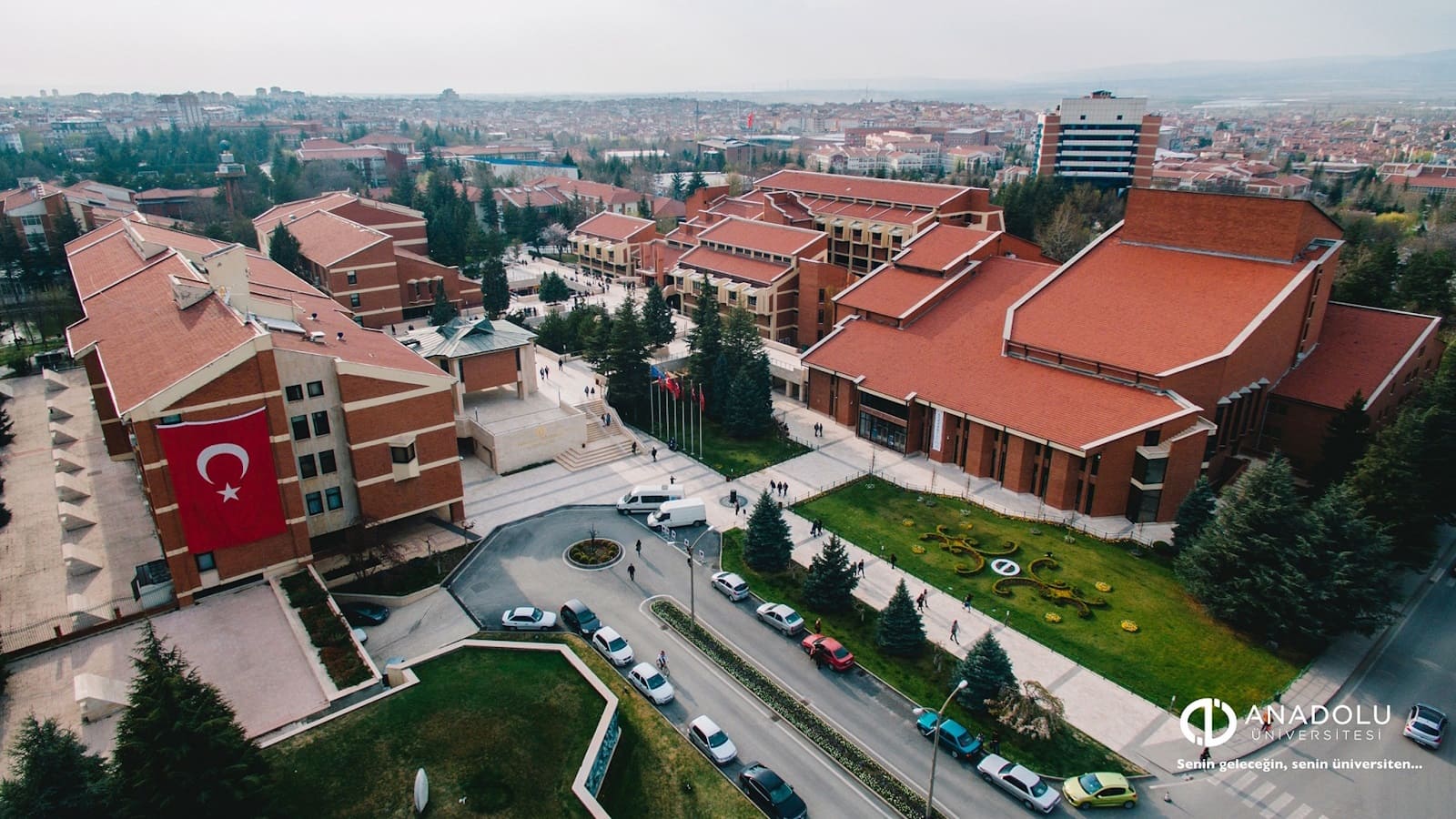Anadolu Üniversitesi Avrupa’da en iyi ilk 500, Batı Asya’da en iyi ilk 30’da