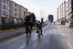 “Arabasız Pazar” şovu: Ünlüce’ye tepkiler devam ediyor