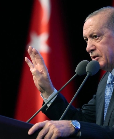 Cumhurbaşkanı Erdoğan: "3 yılda 3 milyondan fazla genç istihdama kazandırılacak”