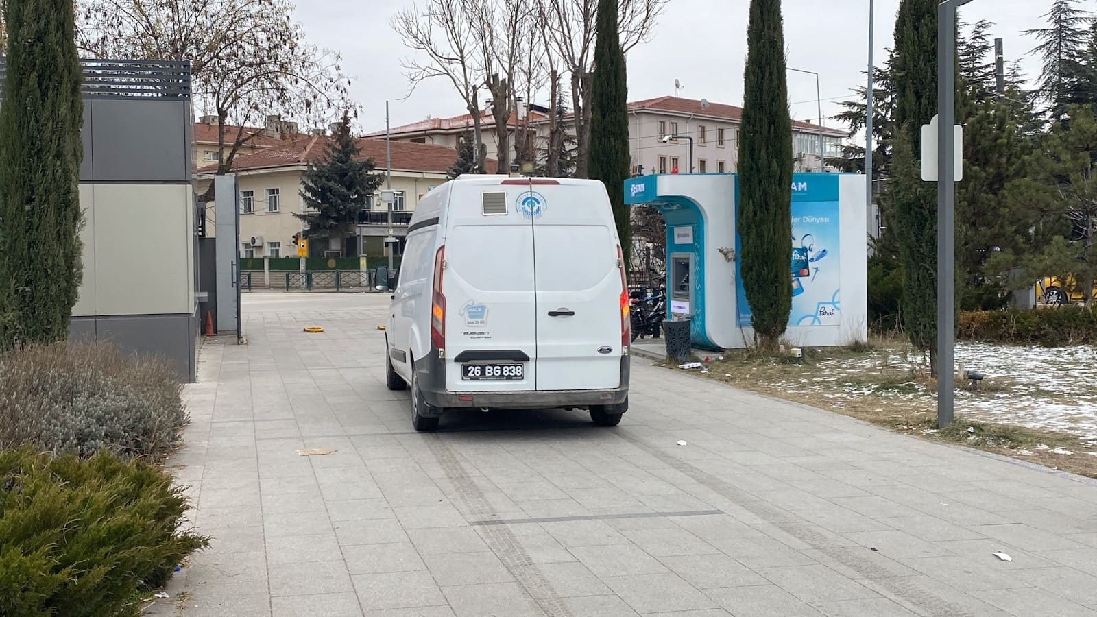 Odunpazarı’nda köpek tartışmasına polis çağırdılar