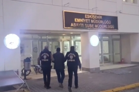 Eskişehir’de farklı suçlardan 52 yıl hapisle aranan 3 şahıs yakalandı