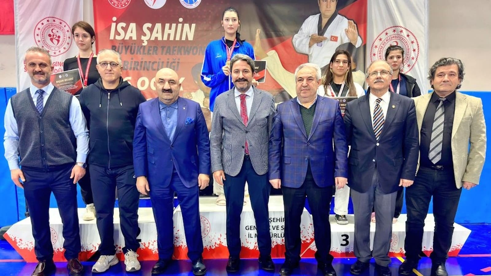 Eskişehir Gençlik ve Spor İl Müdürlüğü Büyükler Taekwondo İl Şampiyonası düzenlendi