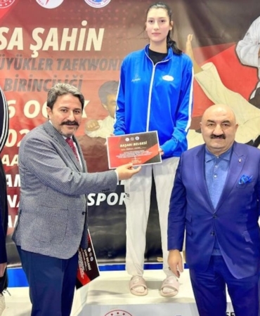 Eskişehir Gençlik ve Spor İl Müdürlüğü Büyükler Taekwondo İl Şampiyonası düzenlendi