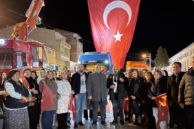 AK Parti ve MHP'den Türk bayrağına destek etkinliği