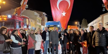 AK Parti ve MHP'den Türk bayrağına destek etkinliği