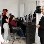 İl Milli Eğitim Müdürü Sinan Aydın, Halk Eğitim Merkezi'ndeki çalışmaları inceledi