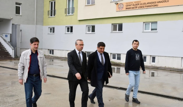 İl Milli Eğitim Müdürü Sinan Aydın, yeni dönem hazırlıklarını inceledi