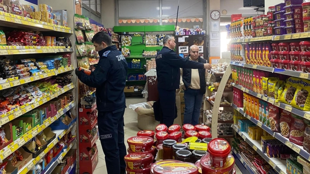 İnönü’de halk sağlığı için market ve gıda denetimleri sürüyor