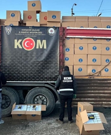 Eskişehir’de 7 milyon 300 bin makaron, 1 ton kaçak tütün ele geçirildi