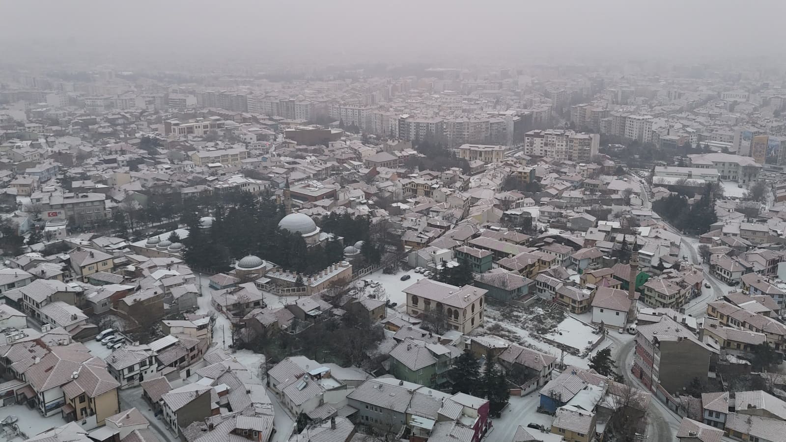 Eskişehir beyaza büründü: Belediyeler yine sınıfta kaldı