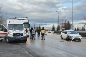 Eskişehir Organize Sanayi Bölgesi Teknoloji Caddesi’nde trafik kazası: Tırın deposu patladı
