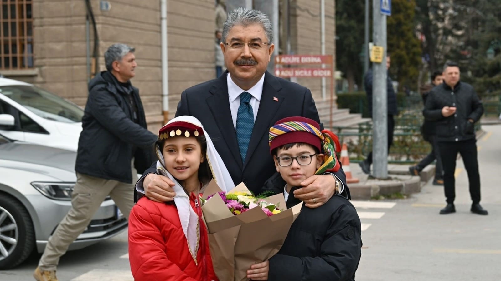 Eskişehir Valisi Dr. Erdinç Yılmaz: "Kapımız vatandaşa hep açık ve ulaşılabilir olacak"