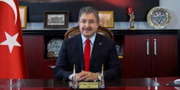 Yeni Eskişehir Valisi Dr. Erdinç Yılmaz oldu