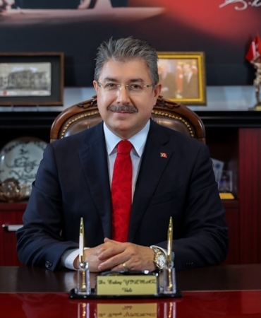 Yeni Eskişehir Valisi Dr. Erdinç Yılmaz oldu