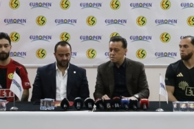 Nebi Hatipoğlu devreye girdi: Elias Durmaz ve Christopher Jakob Aydemir Eskişehirspor'a imza attı