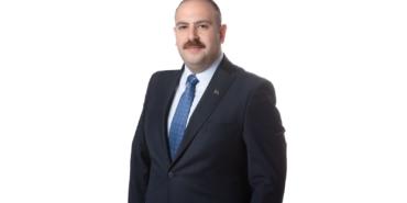 Başkan Serhat Hamamcı’dan belediyecilik dersi: Festival bütçesi ihtiyaç sahiplerine ayrıldı