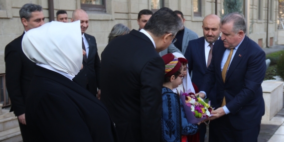 Gençlik ve Spor Bakanı Aşkın Bak Eskişehir'de