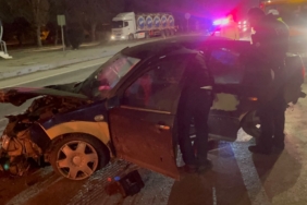 Tepebaşı Şarhöyük’te trafik kazası: 1’i ağır 2 yaralı