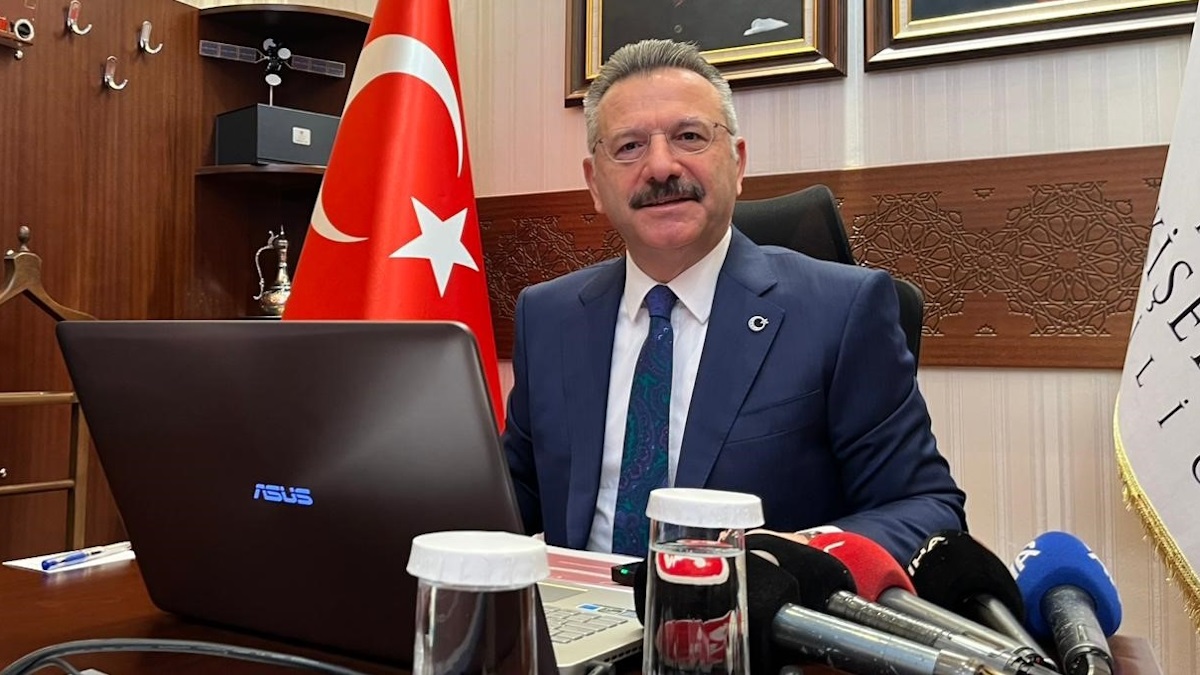 Vali Hüseyin Aksoy’dan Eskişehir’e veda konuşması