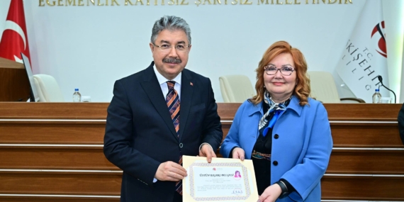 Eskişehir Valiliği’nde bir devir kapandı: 46 yıllık hizmetin ardından veda