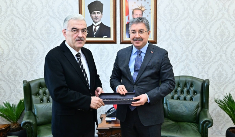 640999128_1350241830475282_7799101832036793605_n