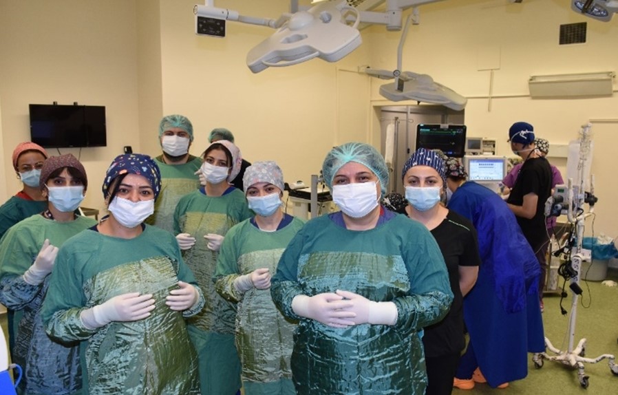 ESOGÜ HASTANESİ, KEMİK İLİĞİ NAKLİ İLE HASTALARA UMUT OLMAYI SÜRDÜRÜYOR İLK KEMİK İLİĞİ NAKLİ 2021 YILINDA BAŞLADI, ŞİMDİYE KADAR 37 BAŞARILI KEMİK İLİĞİ NAKLİ GERÇEKLEŞTİRİLDİ