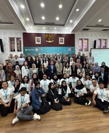 ANADOLU ÜNİVERSİTESİ, ENDONEZYA'DA TÜRK ÜNİVERSİTELERİ EĞİTİM FUARI'NDA TEMSİL EDİLDİ