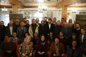 Halk'a ilk toplantisini yapti (004)