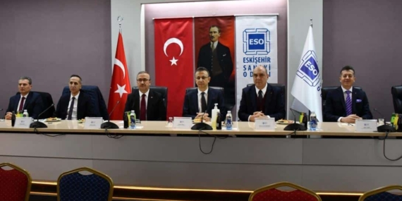 e7cdee033f23d7233718467e8d405893