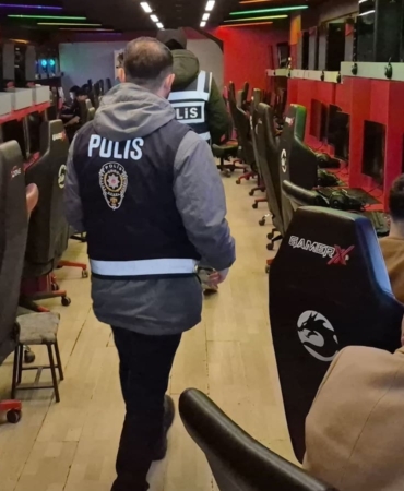 Eskişehir’de internet kafeler ve oyun salonları denetlendi