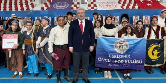 Eskişehirli okçular Türkiye Şampiyonası'ndan dereceyle döndü