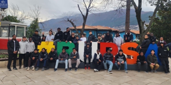 Uluslararası öğrenciler TÜGVA Eskişehir ile Bursa’yı gezdi