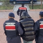 JANDARMADAN UYUŞTURUCU TACİRİNE BASKIN: 1 TUTUKLAMA