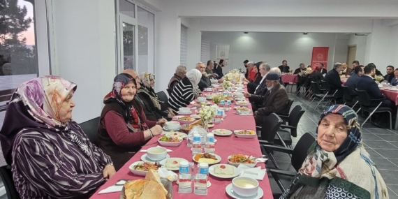 Eskişehir’de huzurevi sakinleri iftar sofrasında buluştu
