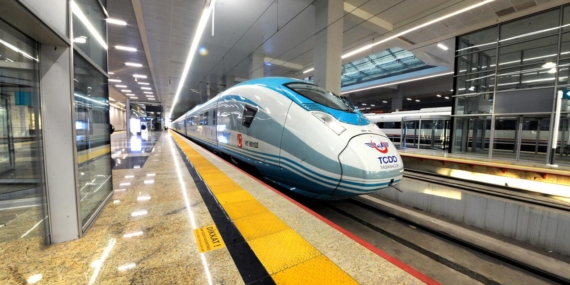 Ramazan_Bayramı_Tatili’nde_Trenlerde_1