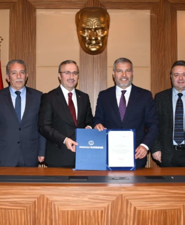 ae6300237b788b93d3a5cb6eb17903f4