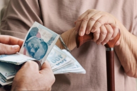 emekli-maasi-resmi-gazetede-yayimlandi-en-dusuk-emekli-maasi-ne-kadar-oldu-17387400483124-1100x650